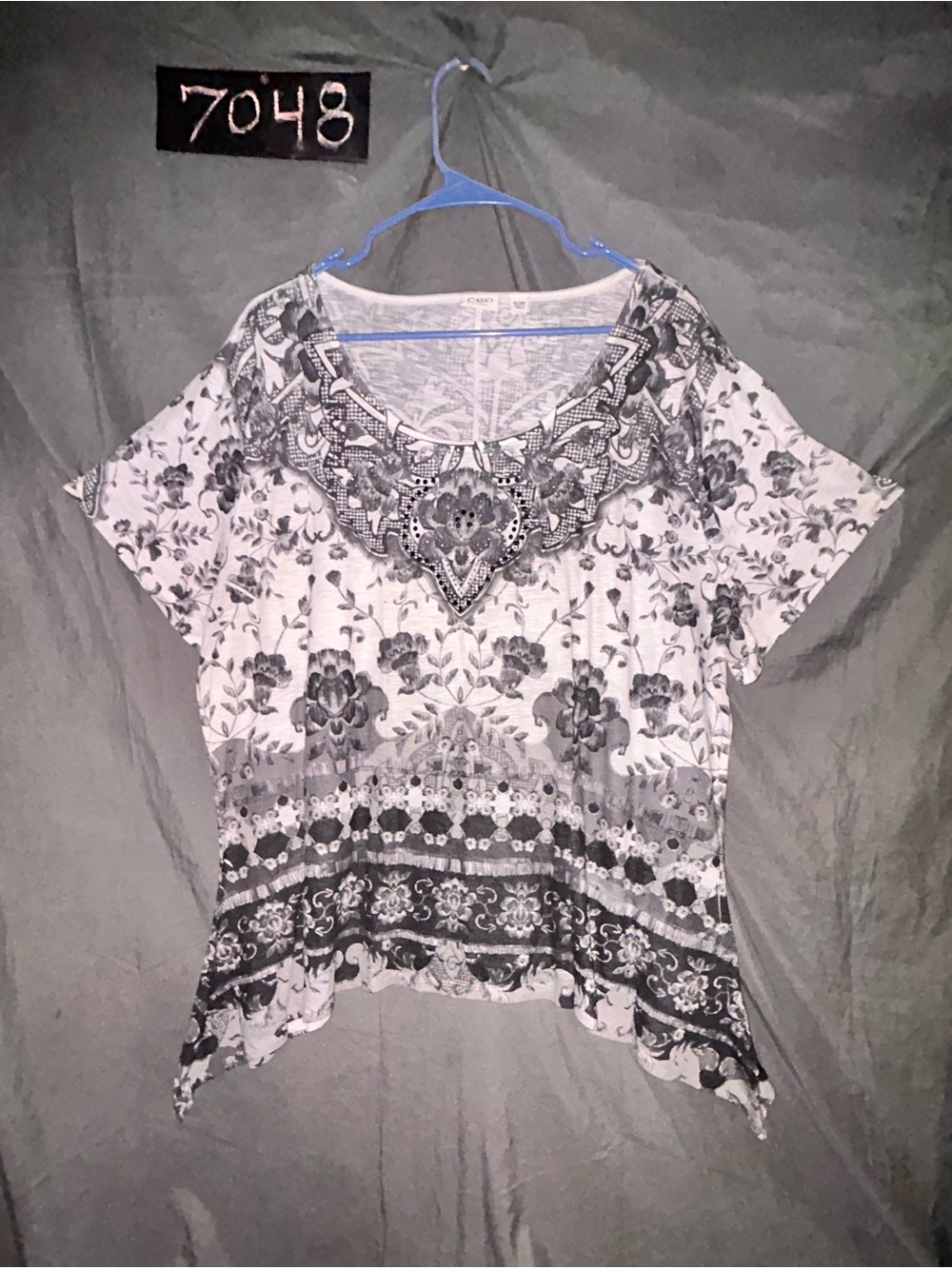 Cato Black & White Floral Scoop Neck Blouse